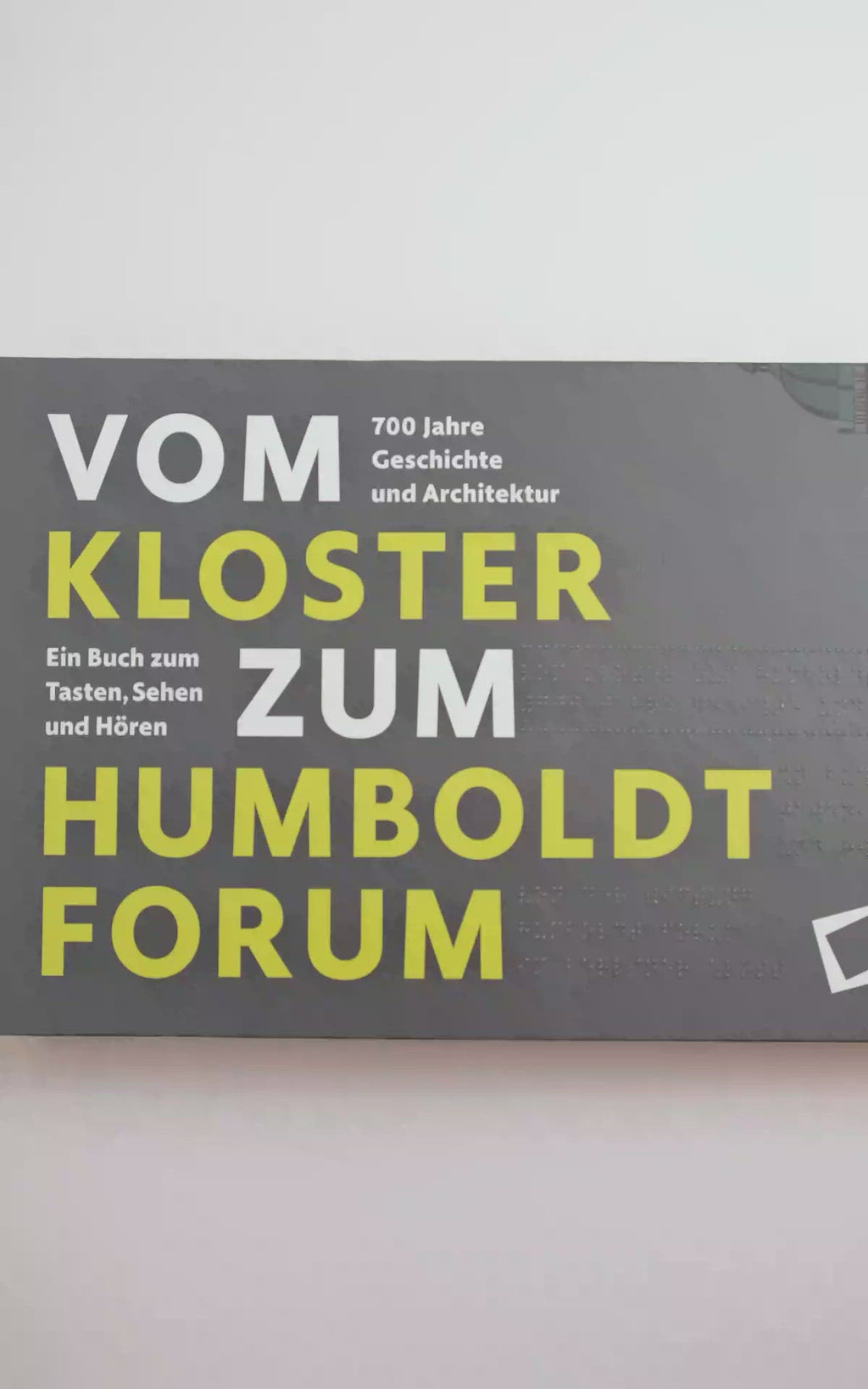 A book to touch, see and hear