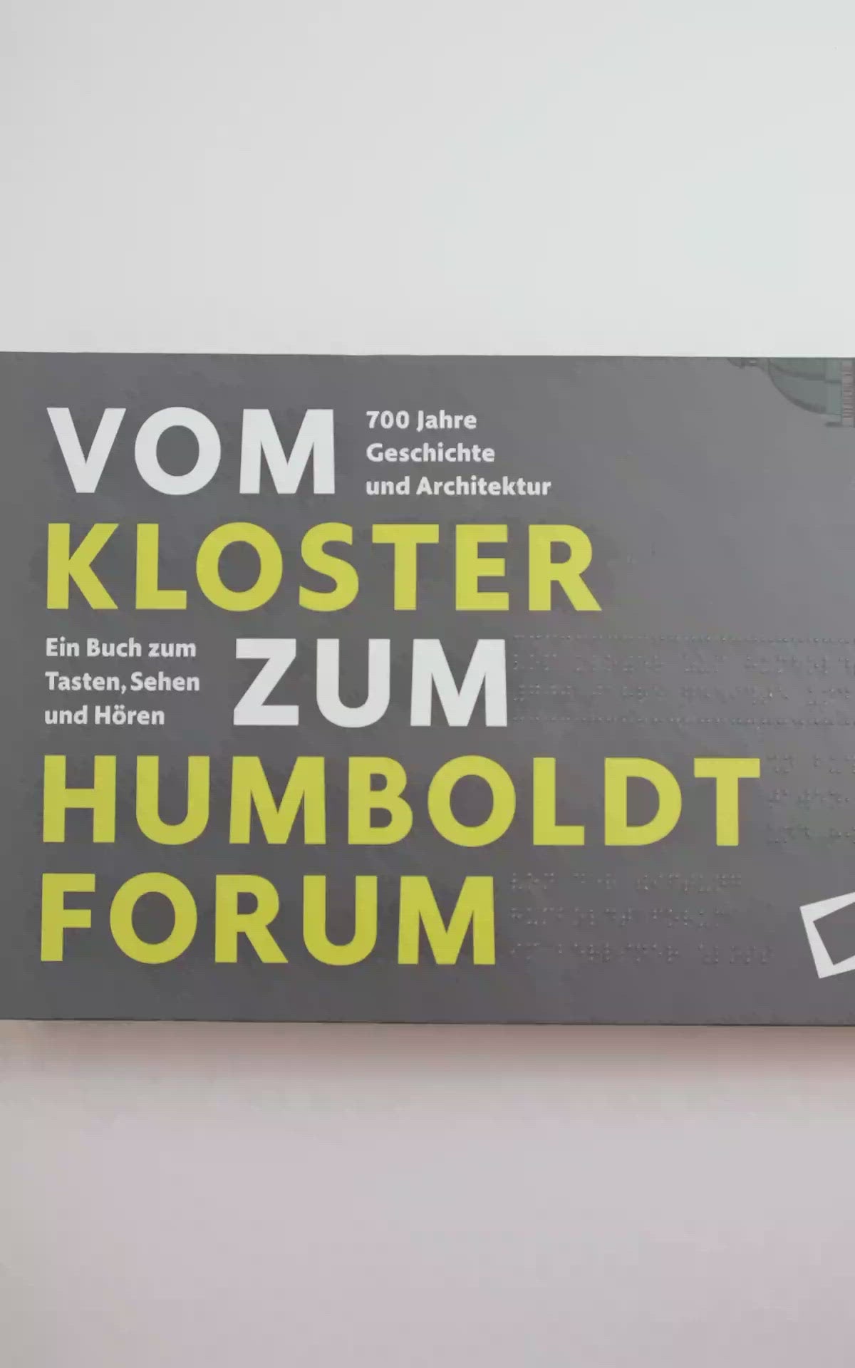 A book to touch, see and hear
